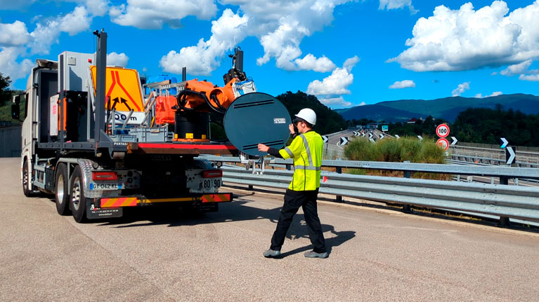 tecnologías robóticas, mantenimiento, carreteras, láser, inteligencia artificial